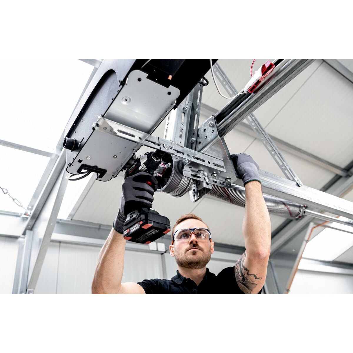 Elektrický skrutkovač Metabo SSW 18 LT 300 BL